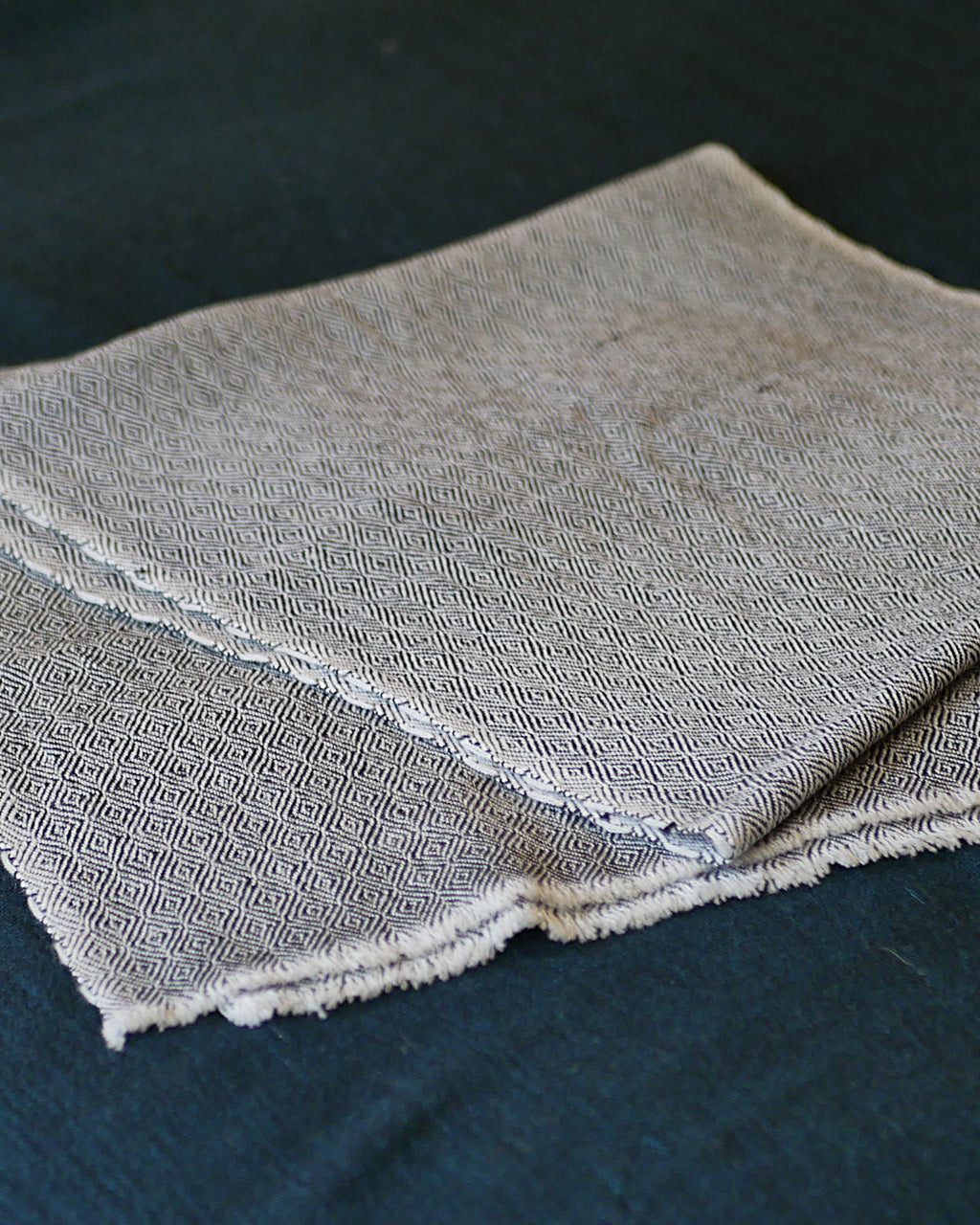 Himalayan Diamond Weave Pashmina Scarf – Fully Handmade in Nepal