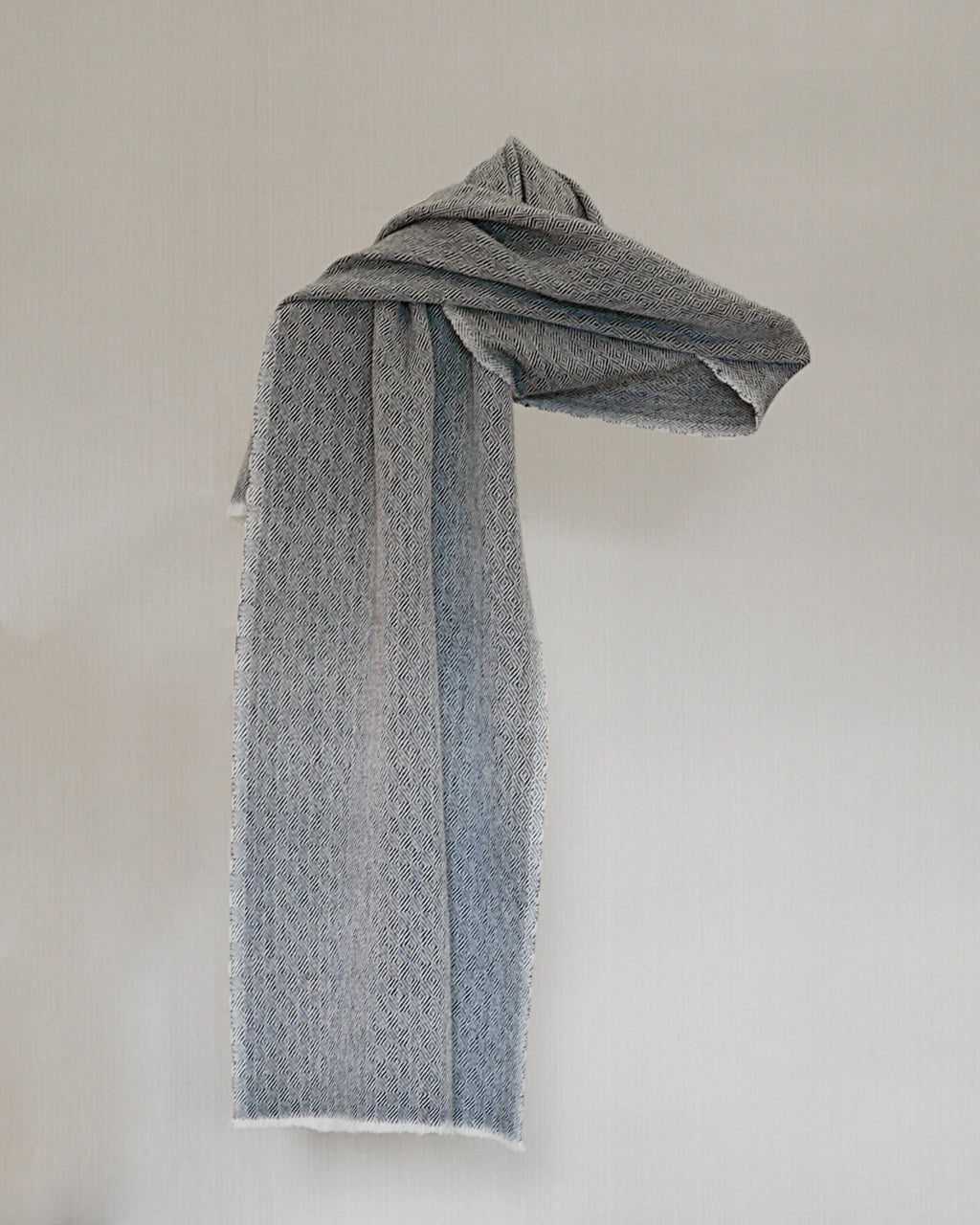 Himalayan Diamond Weave Pashmina Scarf – Fully Handmade in Nepal