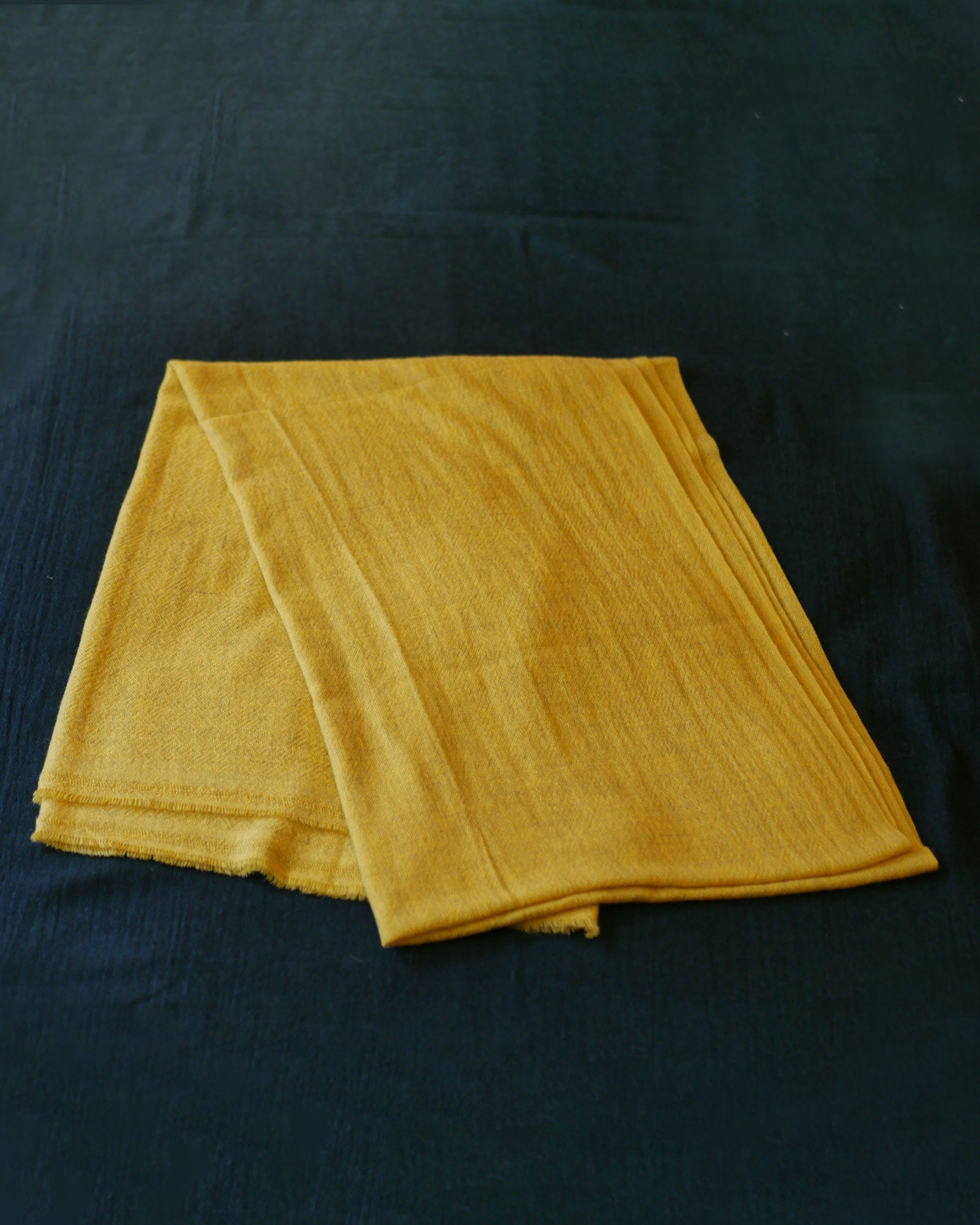 Himalayan Sunshine Raw Pashmina Shawl – Natural Yellow, Handmade in Nepal